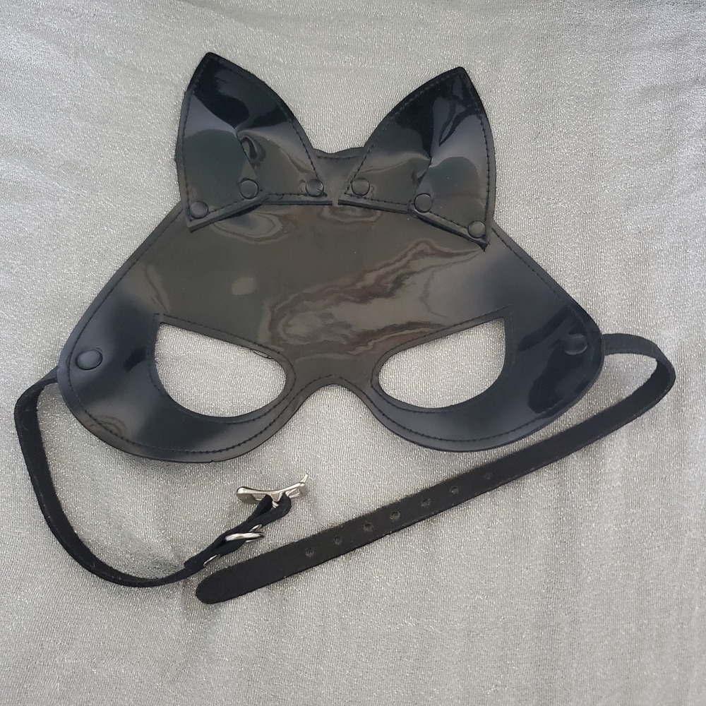 Black‎ Faux Leather Cat Mask Patent Glossy Adjustable Buckle Cosplay Costume